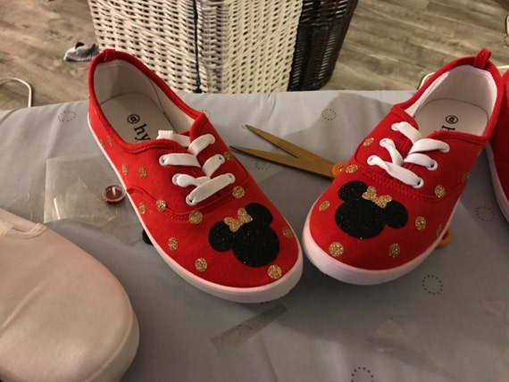 Red Minnie Mouse Shoes by CreativeMomByAlexis on Etsy