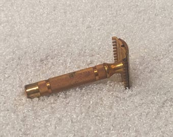 Vintage razor