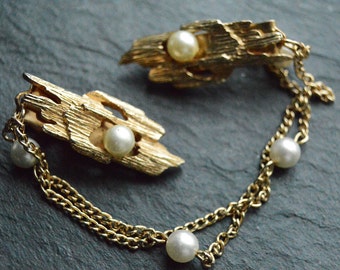 Reserved for Sheilah Kodimer. Mid Century sweater guard clip - modernist design with faux pearls - cardigan