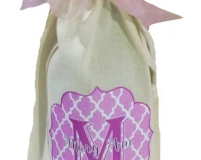 Wine Bags, 3 Personalized Hostess Gift, Wine Sack, baby shower hostess gifts, wedding favor bags, fabric favor bags, custom favor bag, party