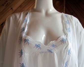 Vintage Lingerie | Vintage Peignoir Set | 1940s 1950s Floor Length Nightgown Set |Cotton Robe and Nightgown Set | Wedding Peignoir Set