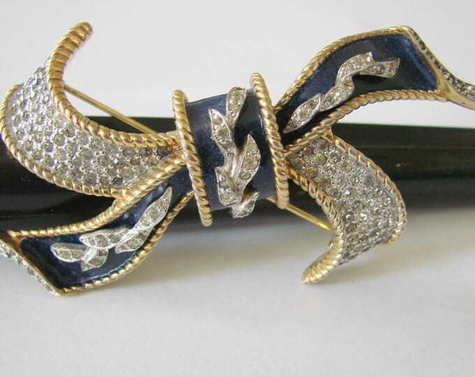 Large 1930s 1940s Rhinestone Navy Blue Enamel Ribbon Bow Brooch / Retro Vintage Jewelry / Jewellery