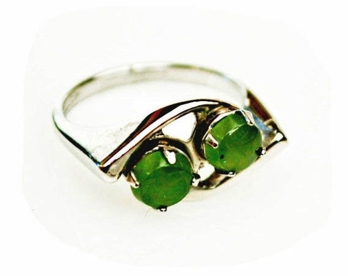 Jade Ring - Sterling Silver - Green Nephrite gemstone - size 4