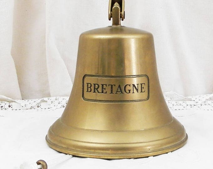 Large Vintage French Reproduction Bronze Bell Engraved " Bretagne "=" Brittany ", Sailing Boat Bell, Wall Hanging Front Door Bell, France, Large Vintage French Reproduction Bronze Bell Engraved " Bretagne "=" Brittany ", Sailing Boat Bell, Wall Hanging Front Door Bell, France,