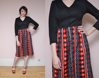 70s Daisy Printed Dress L Black Red Psychedelic Hippie Boho Button Up Dress V Neck Empire Waist Long Sleeve Work Dress Midi Dress