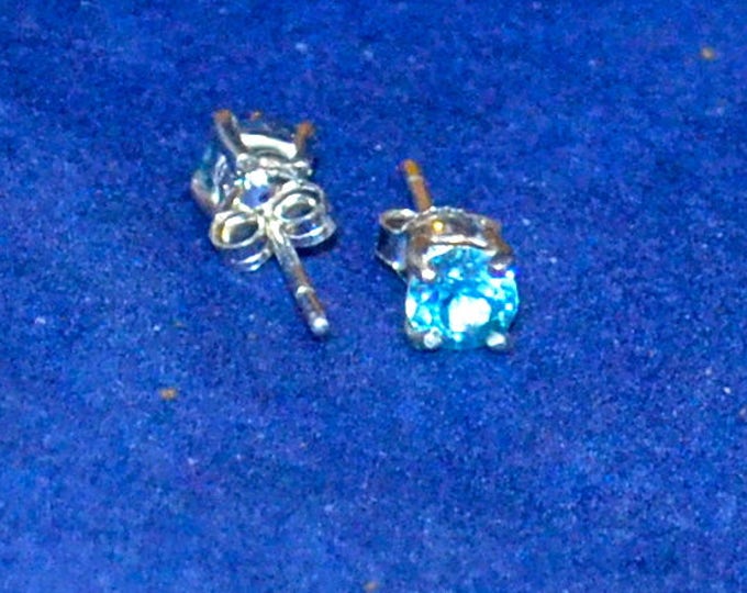 Blue Zircon Earrings. 5mm Round, Natural, Set in Sterling Silver E1026