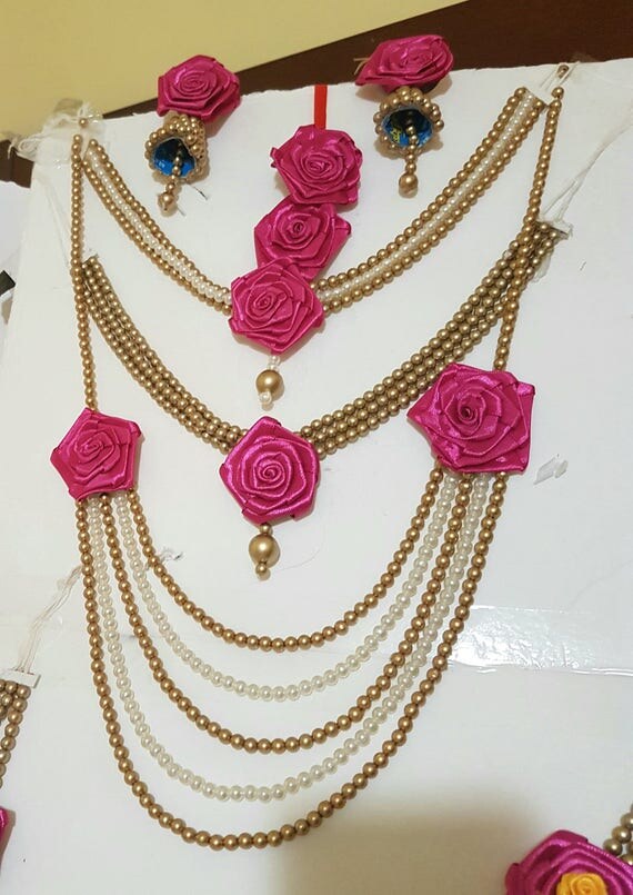 Items similar to Gaye holud jewelry set, gaye holud ornaments,indian