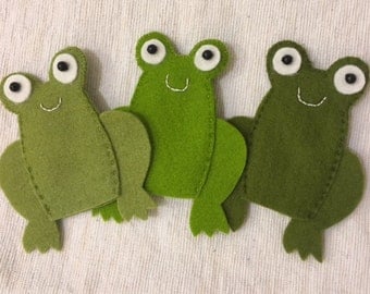 Three Little Speckled Frogs - finger puppet set