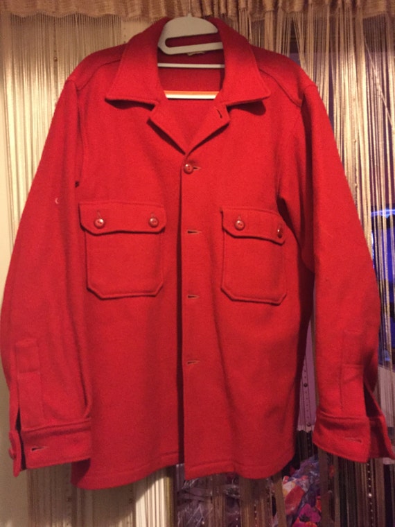 Items similar to Red wool 