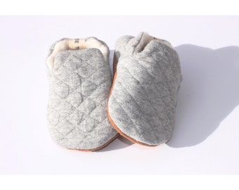 Gray Baby shoes, Baby hand made moccasins, Baby booties, toddler shoes, soft sole shoes baby slippers, unisex baby shoes