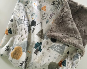 Mountain blanket, Adventure outdoor Baby Blanket, minky Baby Blanket, hipster Nursery, arrows baby bedding, mountains, modern baby gift