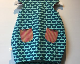 Minimalist dress with hearts, mt 90 and 78