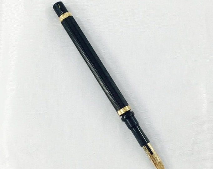 Storewide 25% Off SALE Vintage A. Morton New York 1st Quality No. 3 Black Lever Fill Fountain Pen Featuring Textured Design Finish