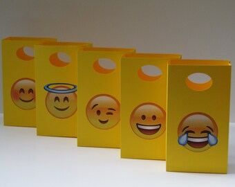 10 Emoji Party Favor Bag - Candy/Treat Bag - Emoji Boy/Girls Birthday Party - Emoji Goody Bag - Emoji Gift Bag - Emoji Classroom Favor Bag