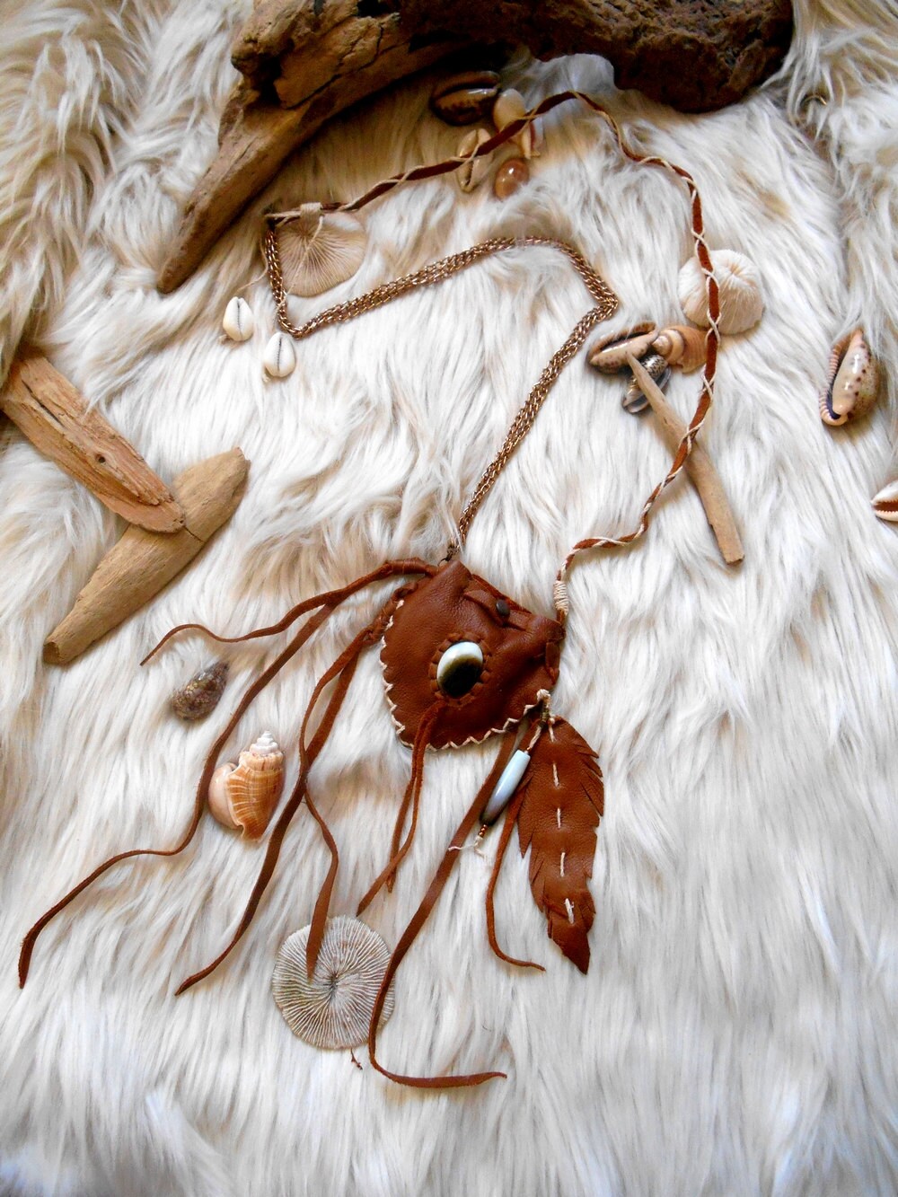 Necklace NATIVE AMERICAN Pouch Medicine Bag