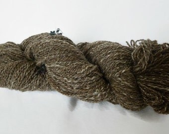 Thread spun hand BFL wool Brown silk, and 120g / 290 m