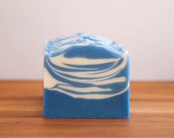 Artisan Soap // Homemade Soaps // Clean Scent Soap // Artisan Soaps // Vegan Soap // Scented Soap // Blue Soap // Cold Process Soap