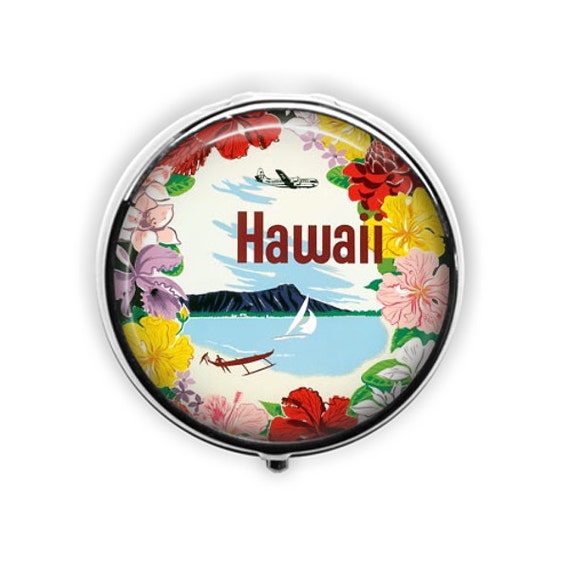 Hawaii pill box vintage Hawaii lei travel pill case stash box