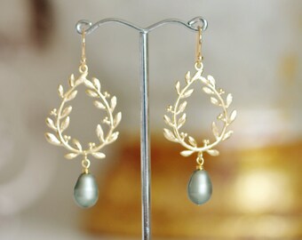 Sage Green Pearl Earrings Gold Laurel Wreath Olive Green Greenery Wedding Jewelry Bridesmaid Gift Green Bridesmaid Earrings Gift for Her