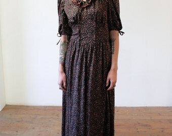 1970's Floral Maxi Dress