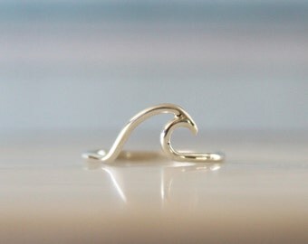 Wave Ring//Sterling Silver//Handcrafted