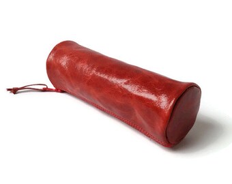 Leather Pencil Case. Round Pencil Pouch. Round leather pencil case. Small Round Leather Pencil Case. Red. Leather Pens Pouch. Gifts ideas