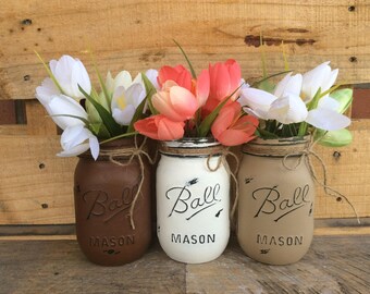 Painted Mason Jars. Vintage Looking. Rustic Wedding. Home Decor. Distressed. Wedding Centerpieces. Fall Vases.