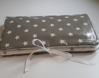 Cover 3-in-1 white, grey, turquoise: range layers, protects health book and mini-matelas changing