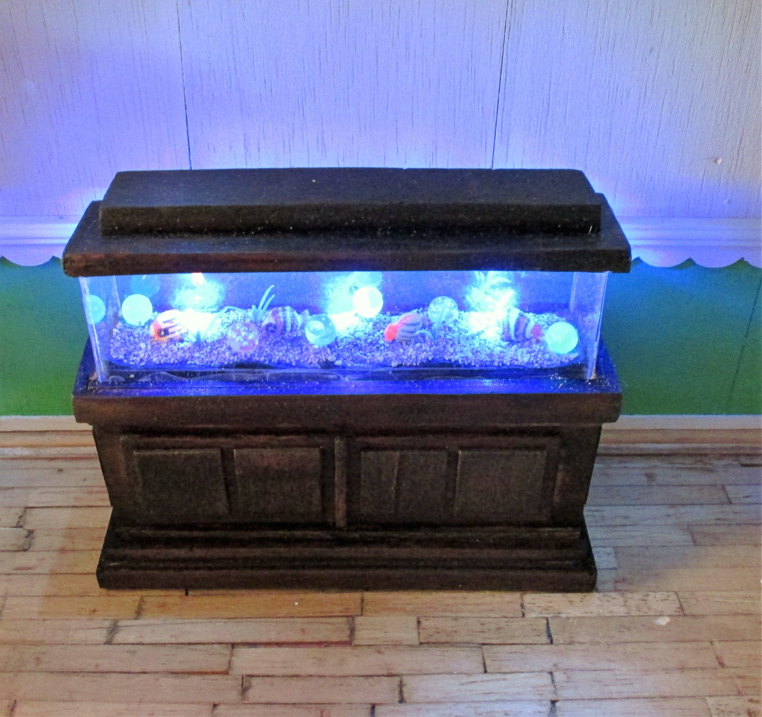 112 Dollhouse aquarium long, miniature aquarium, LED lit aquarium, toy aquarium, fish tank