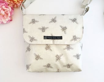 Bee bag, bee print, bee fabric, bee gifts, fabric bag, crossbody bags, crossbody purses, fabric handbags, waterproof bag