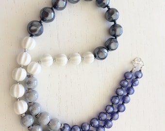 Ceramic and glass Pearl Necklace nuance