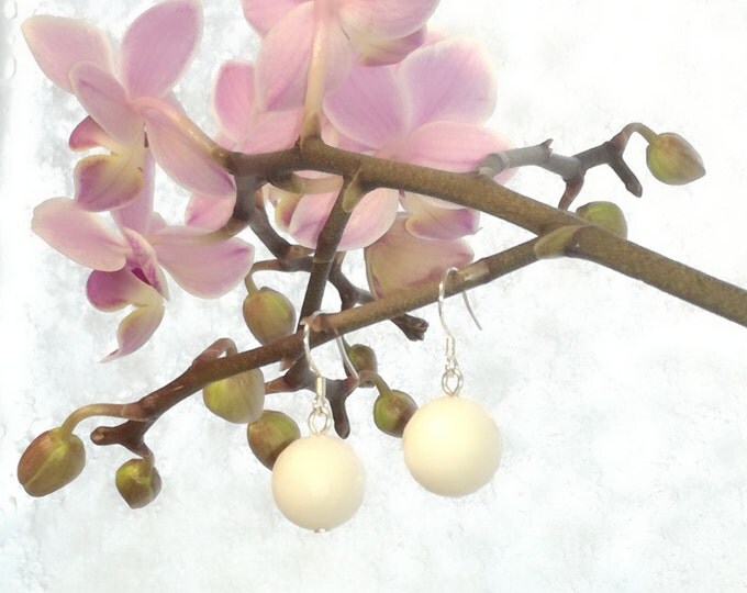 White Jade Earrings, White jade stone earings, Bridal earrings, White earings, Wedding Jewelry