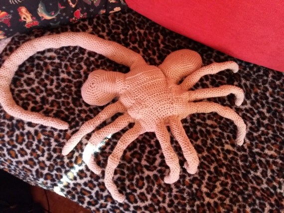 face hugger xenomorph aliens crochet unique christmas gift