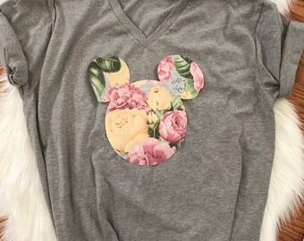Minnie Mouse tshirts,Disney Tee-women's -Minnie floral Tshirts-Mickey floral Tshirt-Disney apparel-women's clothing- Mickey Mouse t-shirt