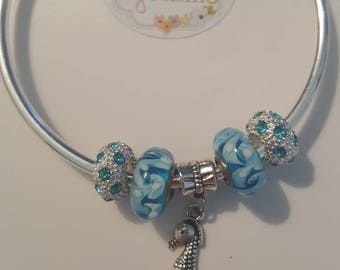 Seahorse and blue bead bangle 19cm