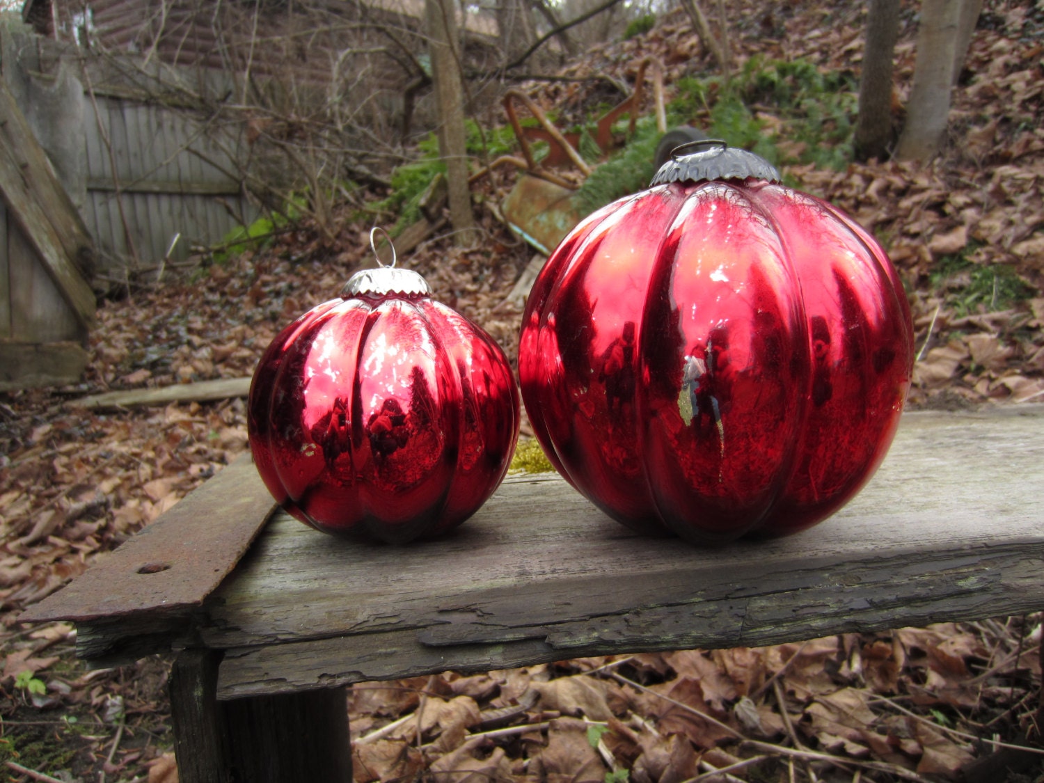Vintage Red Ribbed Glass Ornaments Kugel Style Christmas
