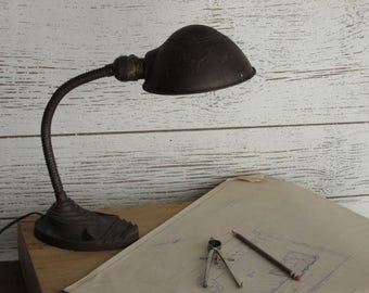 vintage desk Lamp - Eagle - industrial/retro decor