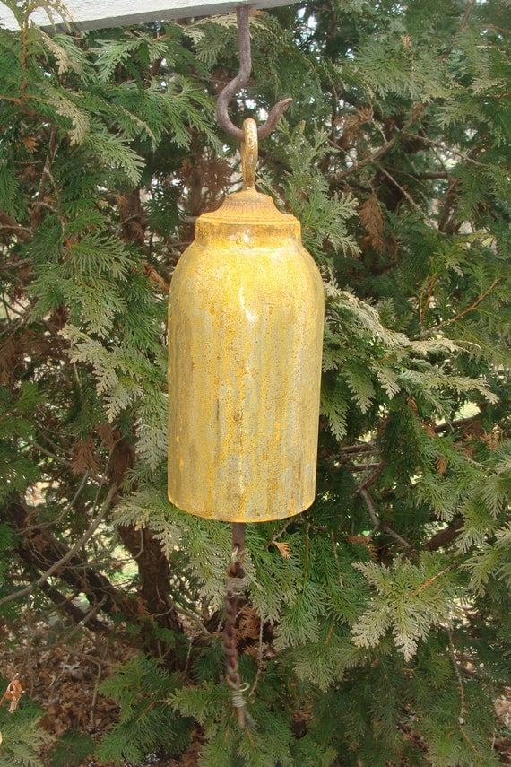 Handcrafted Ornamental Functional Small Garden Bell/Gong
