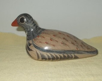 Vintage Mexican Folk Art Burnished Pottery Dove-Brown with Small Spikey Flowers