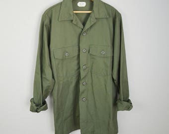 vintage 82 mens utility military shirt olive drab green -- DLA 100- large