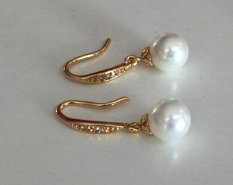 Small white pearl earrings in gold or silver please see size when purchasing- gift boxed on bridesmaid cards- bridesmaid gift-