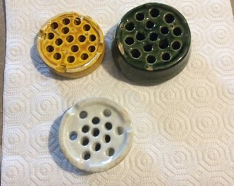 Vintage ceramic Flower frogs white, yellow, greenł ceramic