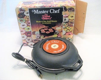 Master Chef The Donut Bakery Vintage 1970s Doughnut Maker with Original Box