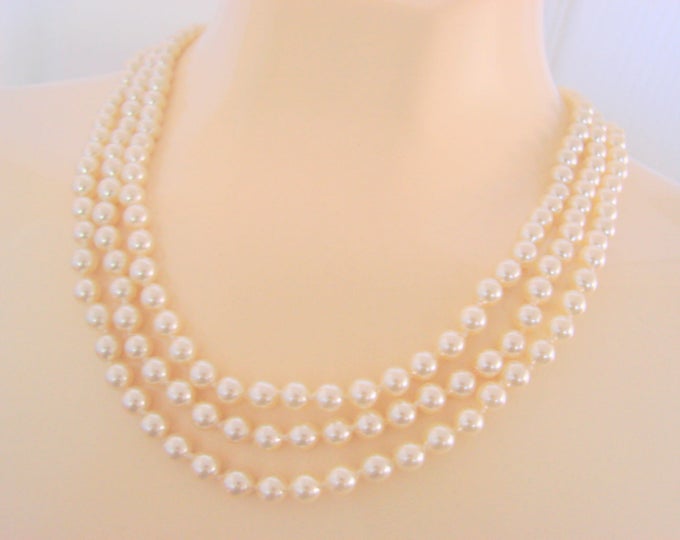 Antique Flapper Faux Pearl Necklace / Silk Hand Knotted / Glass Beads / Vintage Jewelry / Jewellery