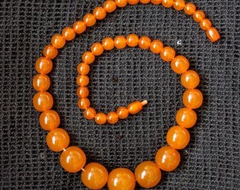 Art Deco Catalin Necklace Butterscotch