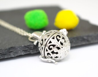 Aromatherapy Necklace, Aromatherapy Diffuser Necklace, Unusual Gift, Unique Gift, Essential Oil Necklace, Aromatherapy Locket, Silver Locket