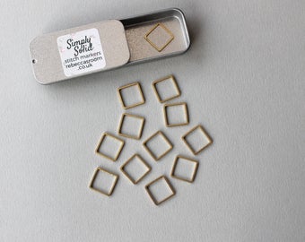 12 SIMPLY SOLID SQUARE Stitch markers with tin - knitting supplies, snag free, knitting markers, knitting tools, stitchmarkers