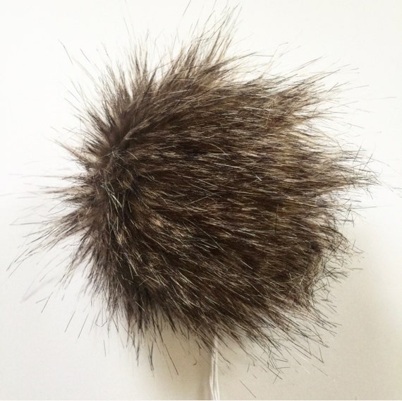 inch 2 fur pom pom pom pom  fur pom Timberwolf  fur inch Small pom  2 faux