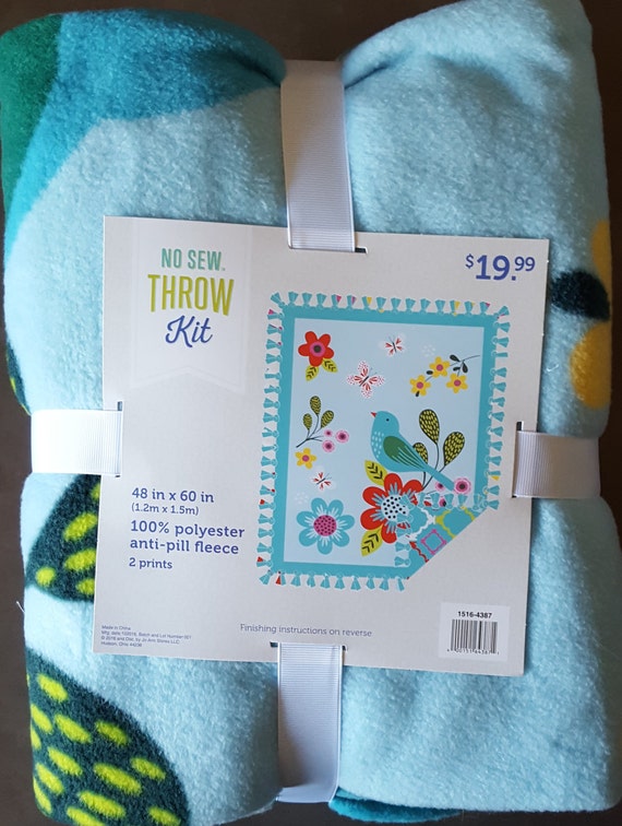 Springtime No Sew Fleece Throw Kit