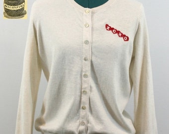 30% Off Sale Cream Cotton/Cashmere blend sweater embroidered with Heart XOXO design. Originally by Banana Republic. Great Valentine’s gift